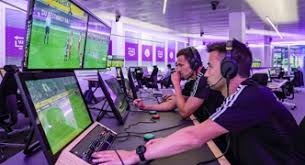 跟队记者：邓弗里斯因脚踝受伤可能缺阵至12月中旬左右